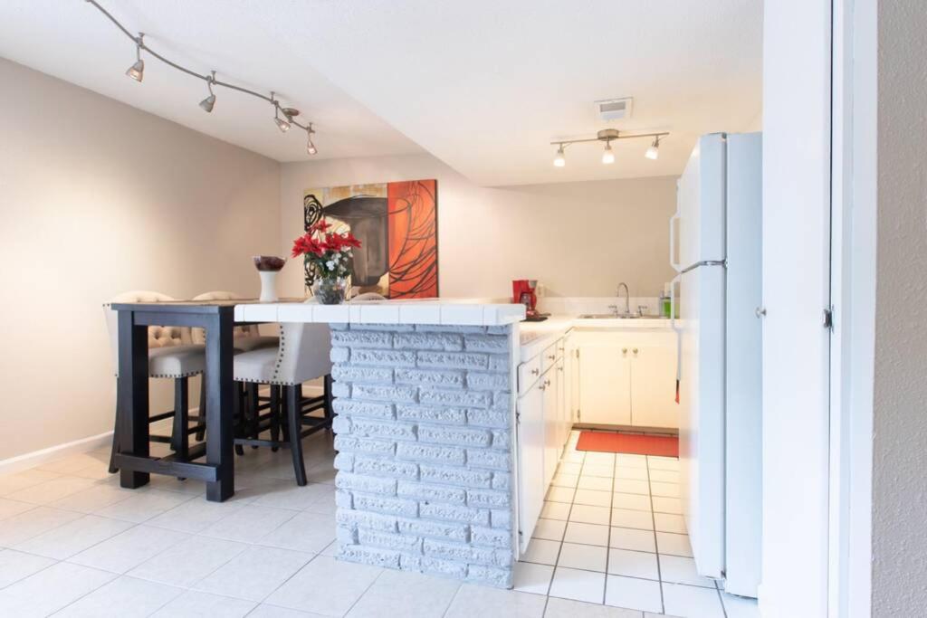Urban 2Br Apartment In The Heart Of The Heights 휴스턴 외부 사진