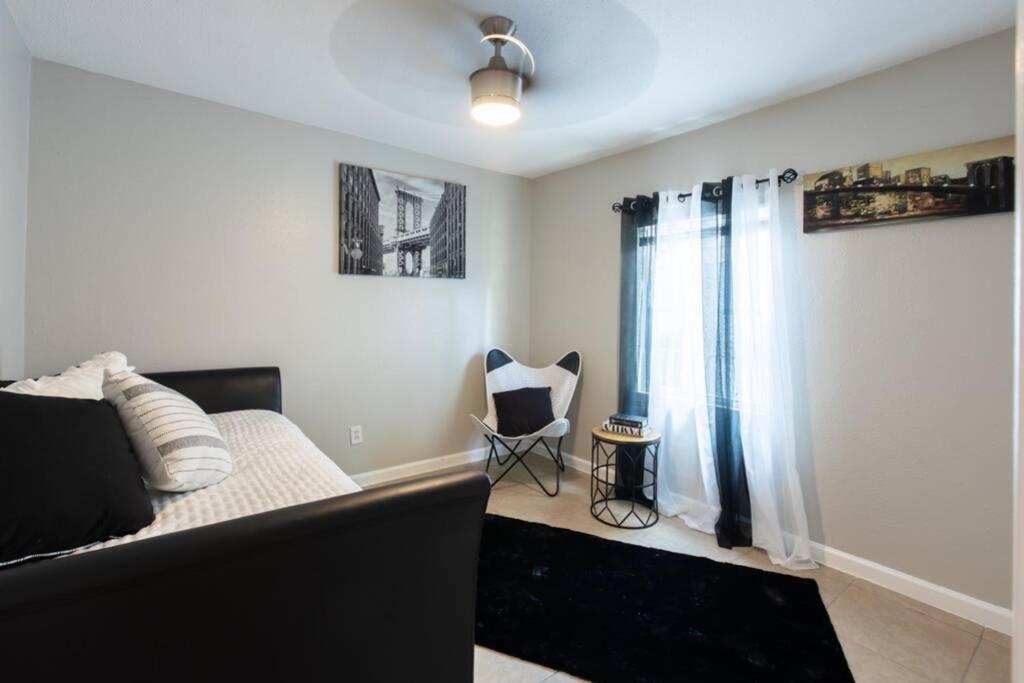 Urban 2Br Apartment In The Heart Of The Heights 휴스턴 외부 사진